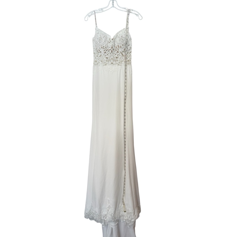 Enzoani Juri Wedding Dress - Picture 11 of 14